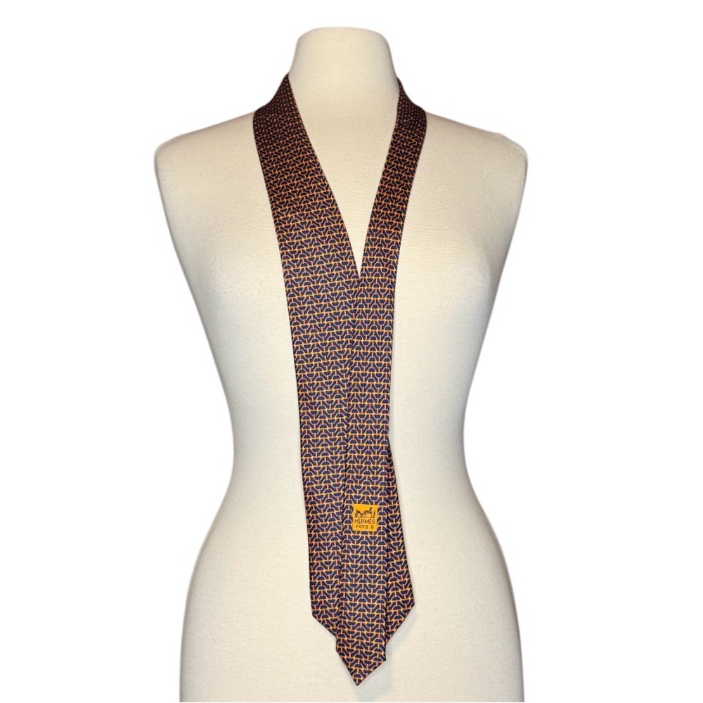 Authentic Vintage HERMES Paris Silk Tie Blue Yellow Stirrup Motif 5490 UA